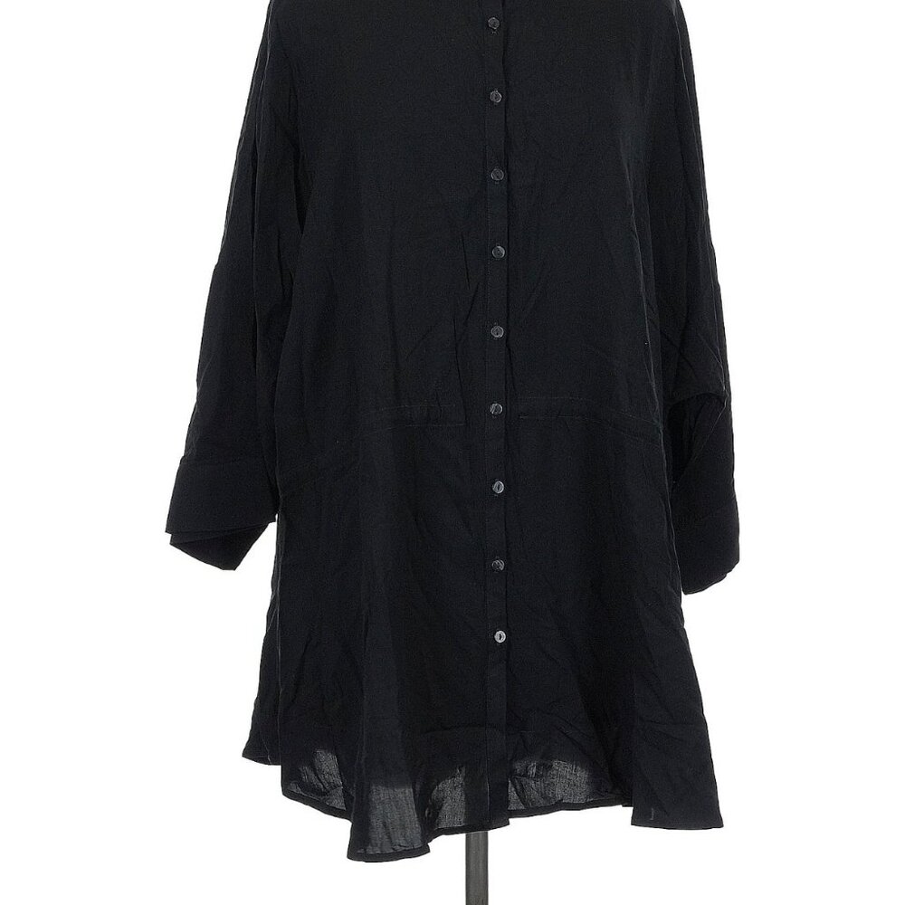 NWT Size M - 3/4 sleeve button-down shirt - Picture 8 of 11
